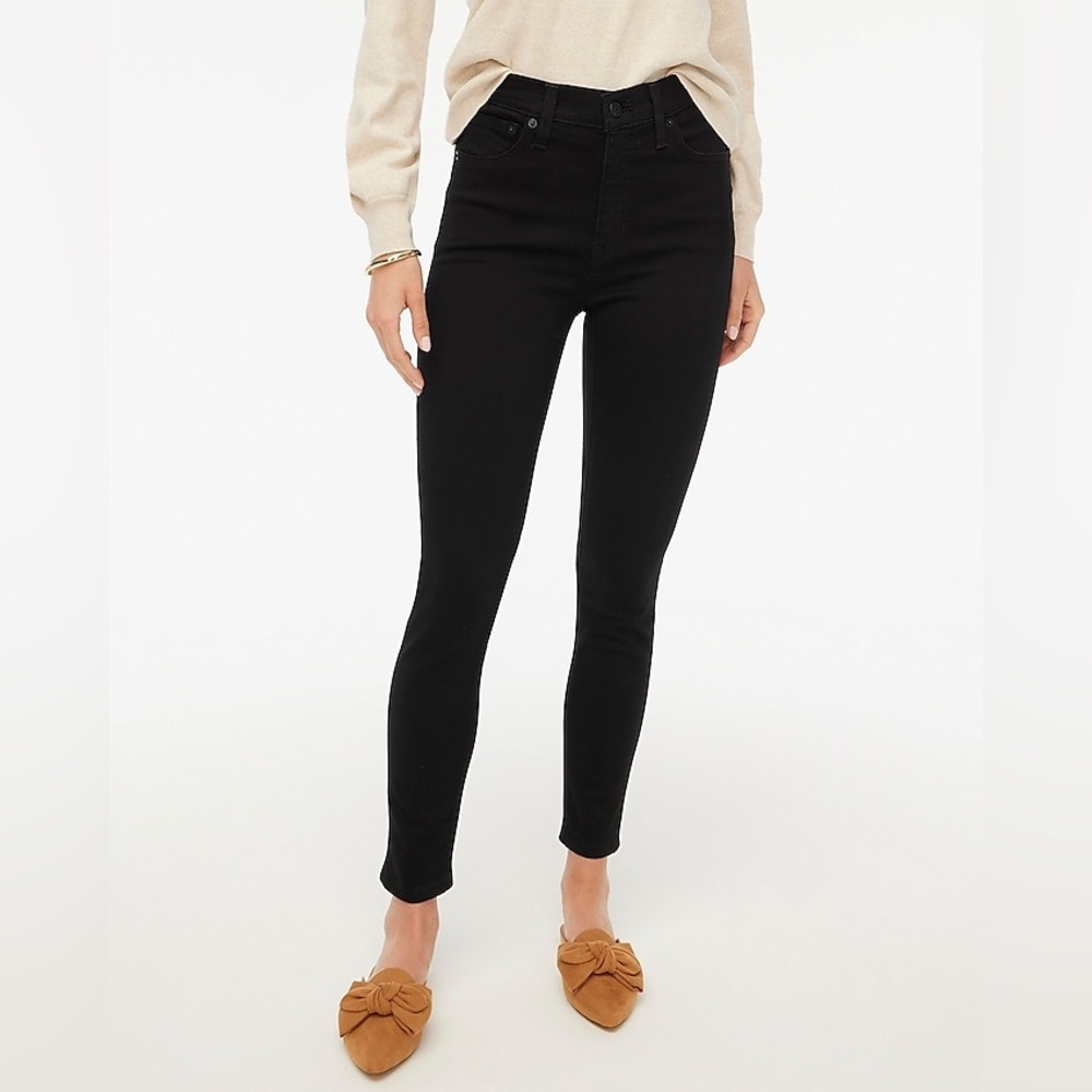 J.Crew Petite 9" mid-rise black skinny jean in signature stretch in black